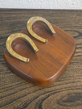 Vintage Western Horseshoe Pipe Holder